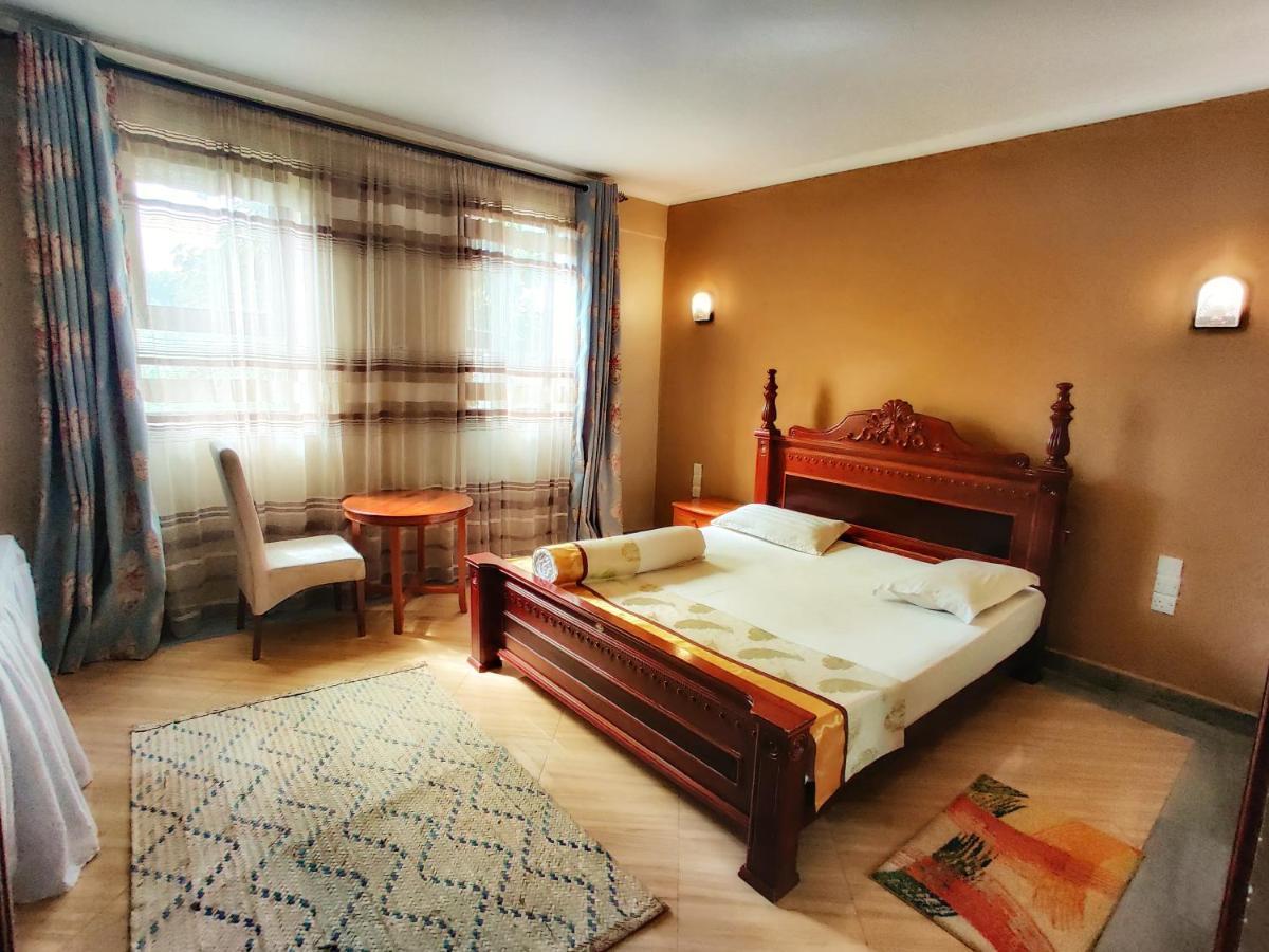 Lush Garden Hotel Аруша Экстерьер фото