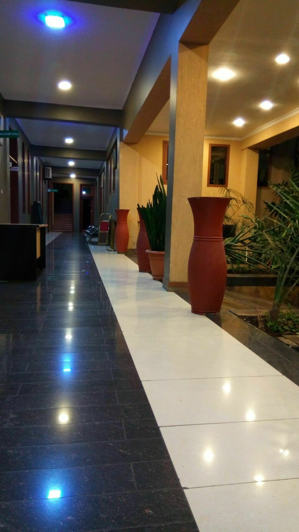 Lush Garden Hotel Аруша Экстерьер фото
